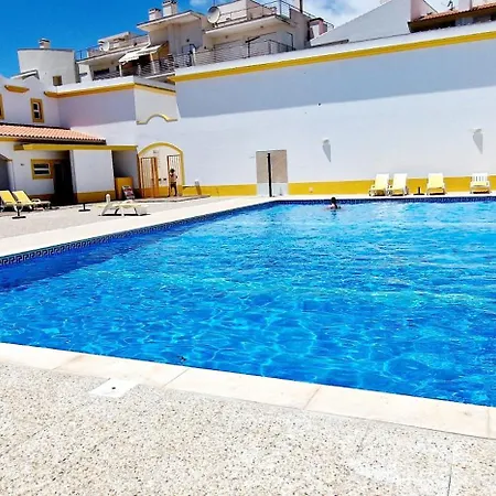 Apartmán Fantastico T2 Perto Da Da Falesia, *
