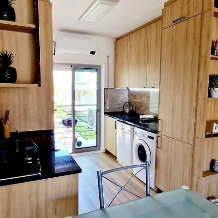 Apartmán Fantastico T2 Perto Da Da Falesia, *